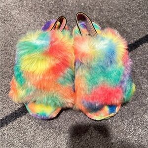 UGG Fluff Yeah Pride Genuine Shearling Sandal Size 7